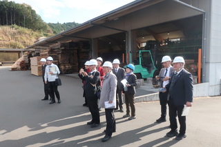 協同組合高幡木材センター