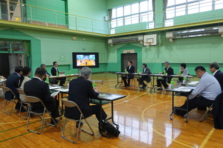 平取町立二風谷小学校